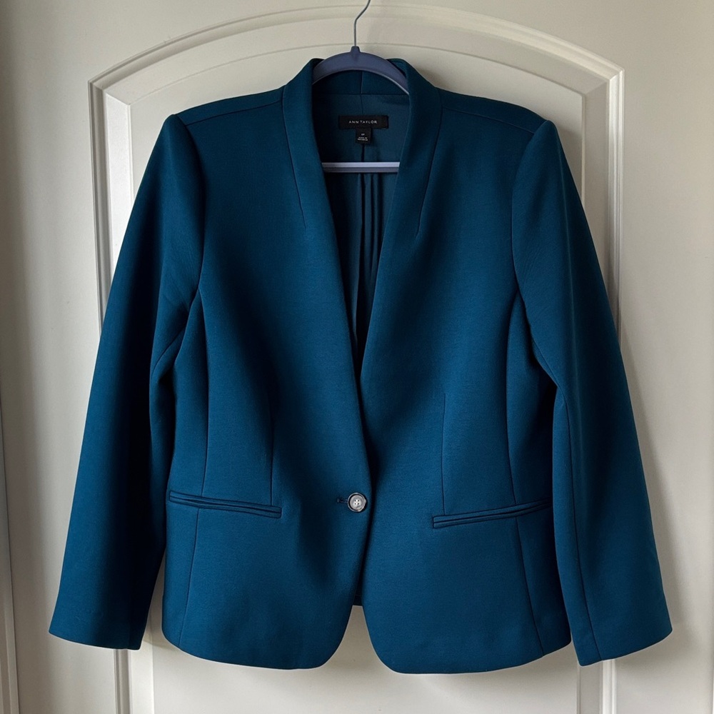 Ann Taylor The Cutaway Blazer in Double Knit- Sea Teal Blue- 12 Petite